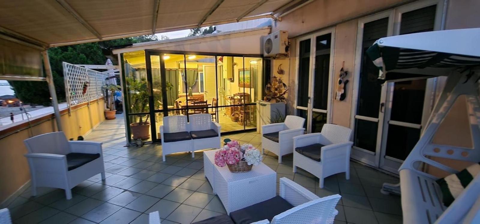 דירות טורה גרנדה La Terrazza Sul Mare מראה חיצוני תמונה